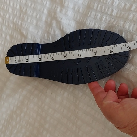 🇨🇦NWT Boys Baffin Navy Waterproof Duck Shoe Youth Size 1 - Picture 10 of 15